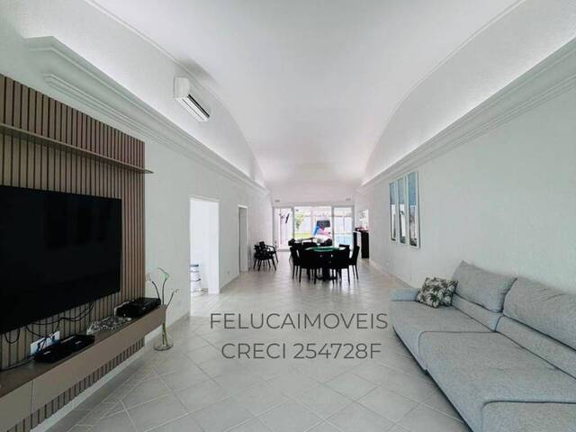 #6 - Casa para Venda em Guarujá - SP